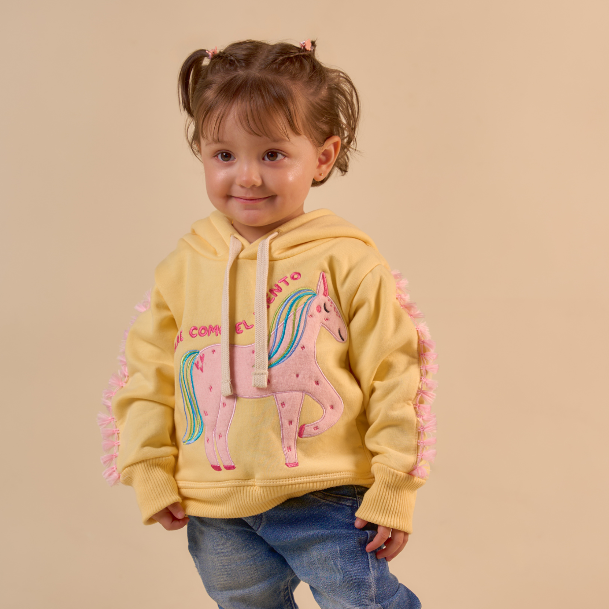 Hoodie Caballo Amarillo