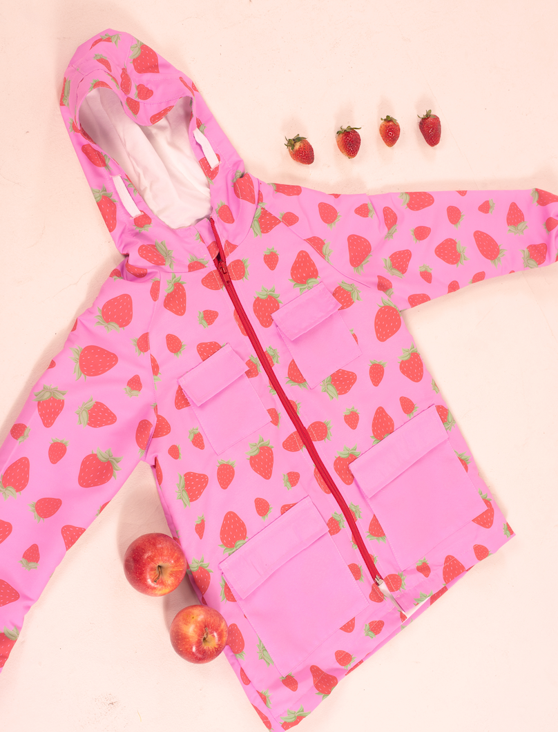 Rain Jacket Fresas Rosado